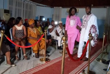CULTURE : La salle des banquets du Cercle Municipal de Bonanjo a accueilli, le week-end dernier, un défilé de mode présenté par de nouvelles créatrices.