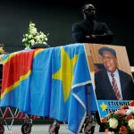 Un an après la mort de l’opposant historique Étienne Tshisekedi, sa dépouille attend toujours à Bruxelles, son rapatriement en République démocratique du Congo.