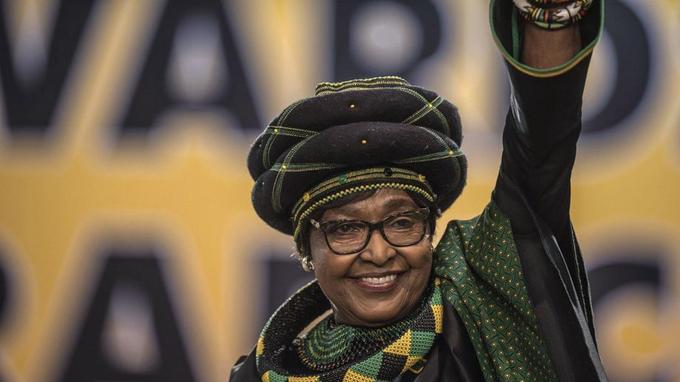 NECROLOGIE :WINNIE MANDELA, FIGURES EMBLEMATIQUES DE LA LUTTE CONTRE L’APARTHEID S’EST ETEINTE.