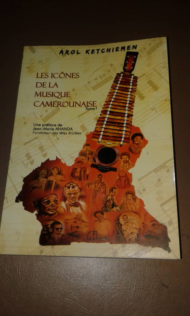 LITTERATURE : LES EDITIONS DU MUNTU PRESENTE ‘’LES ICONES DE LA MUSIQUE CAMEROUNAISE’’ (Tome 1)