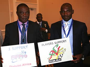 Sport : Au secours! Sauvez les footballeurs camerounais