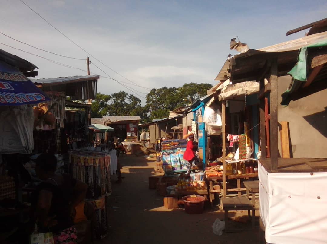 Douala : Le Marché Ndobo Menacé de Disparition