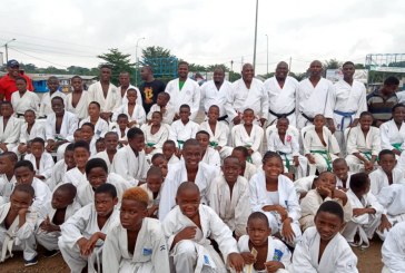 Douala- karaté : Une centaine de pratiquants en stage au parcours vita de Douala.