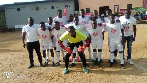 Douala - championnat de vacances de football cité des enseignants 2019:  Boulangerie st   Paul, vainqueur du tournoi.