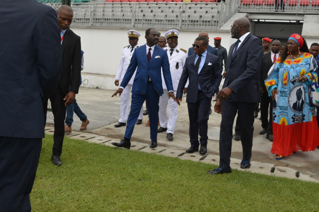 CHAN 2020 : Le PM Joseph Dion Nguté affiche sa satisfaction, lors de la visite des chantiers à Douala le 5 février 2020.