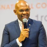 LA COVID-19 : UNE OPPORTUNITÉ DE RÉINITIALISER L’AFRIQUE, ENTRETIEN AVEC TONY ELUMELU