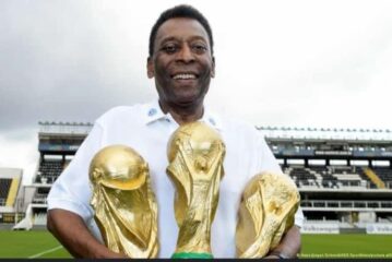 FOOTBALL : Le Roi Pelé raccroche ses crampons pour l’éternité !